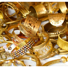 Yellow Colored Gold Jewelry is Back In Style: What is Yellow Gold?